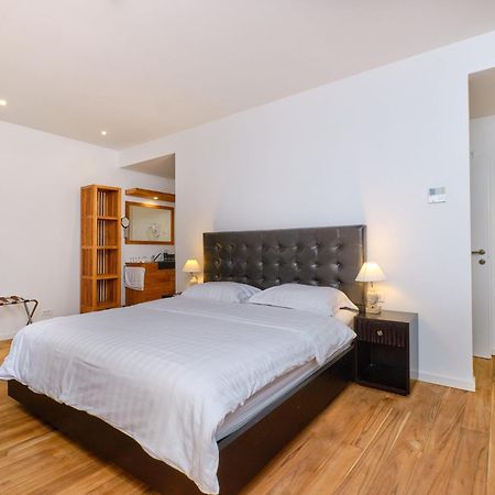 Dolphin Suites Veli Lošinj Extérieur photo