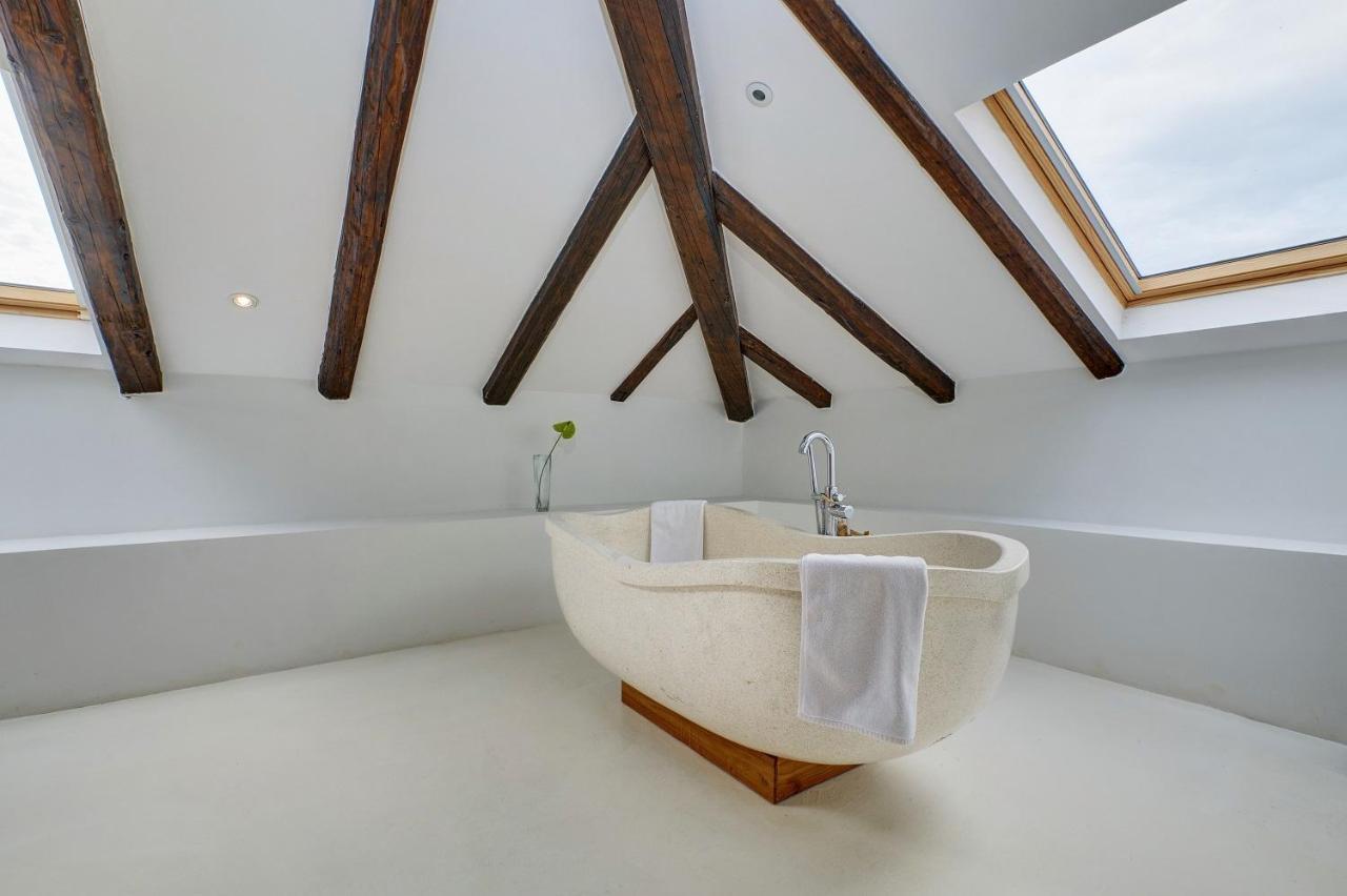 Dolphin Suites Veli Lošinj Extérieur photo