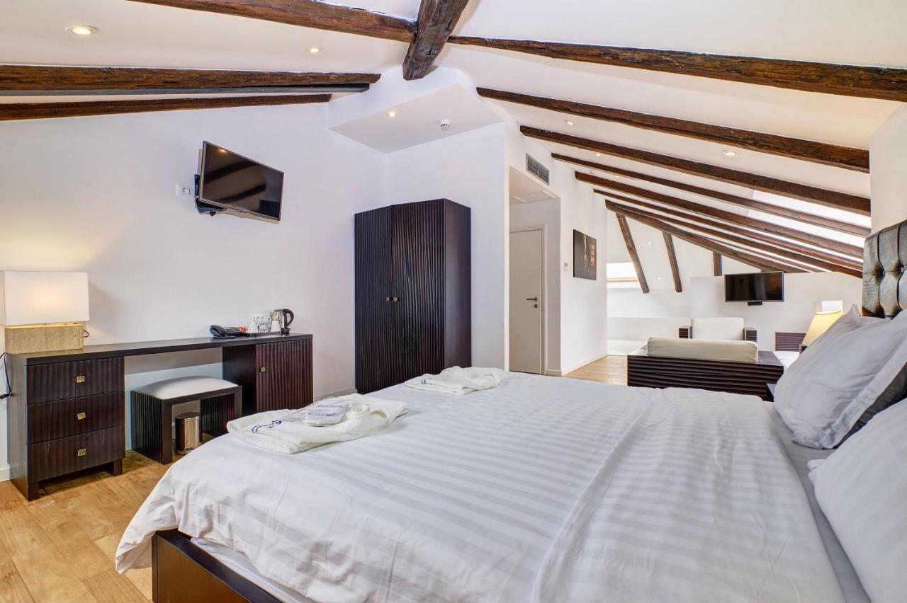 Dolphin Suites Veli Lošinj Extérieur photo