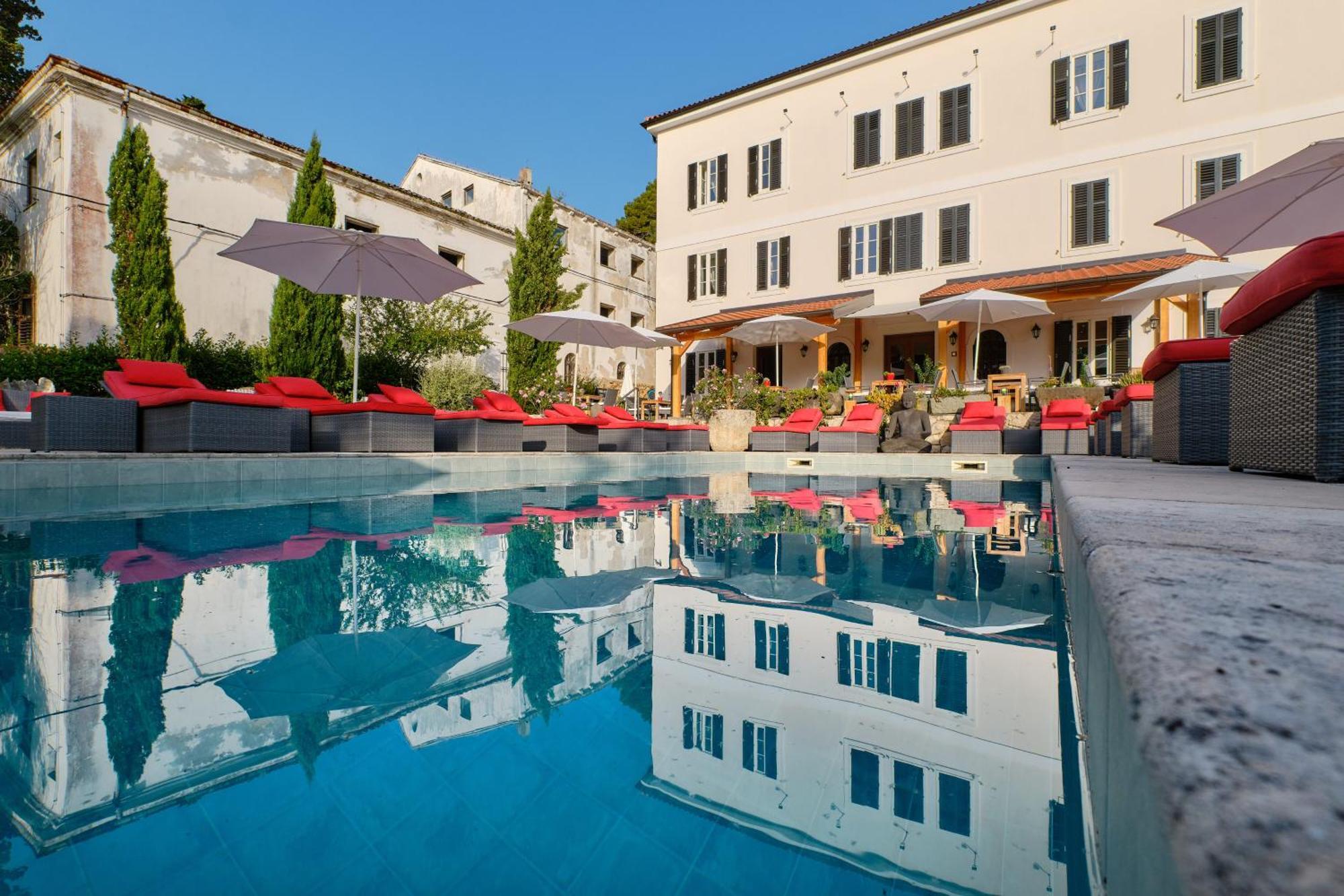 Dolphin Suites Veli Lošinj Extérieur photo